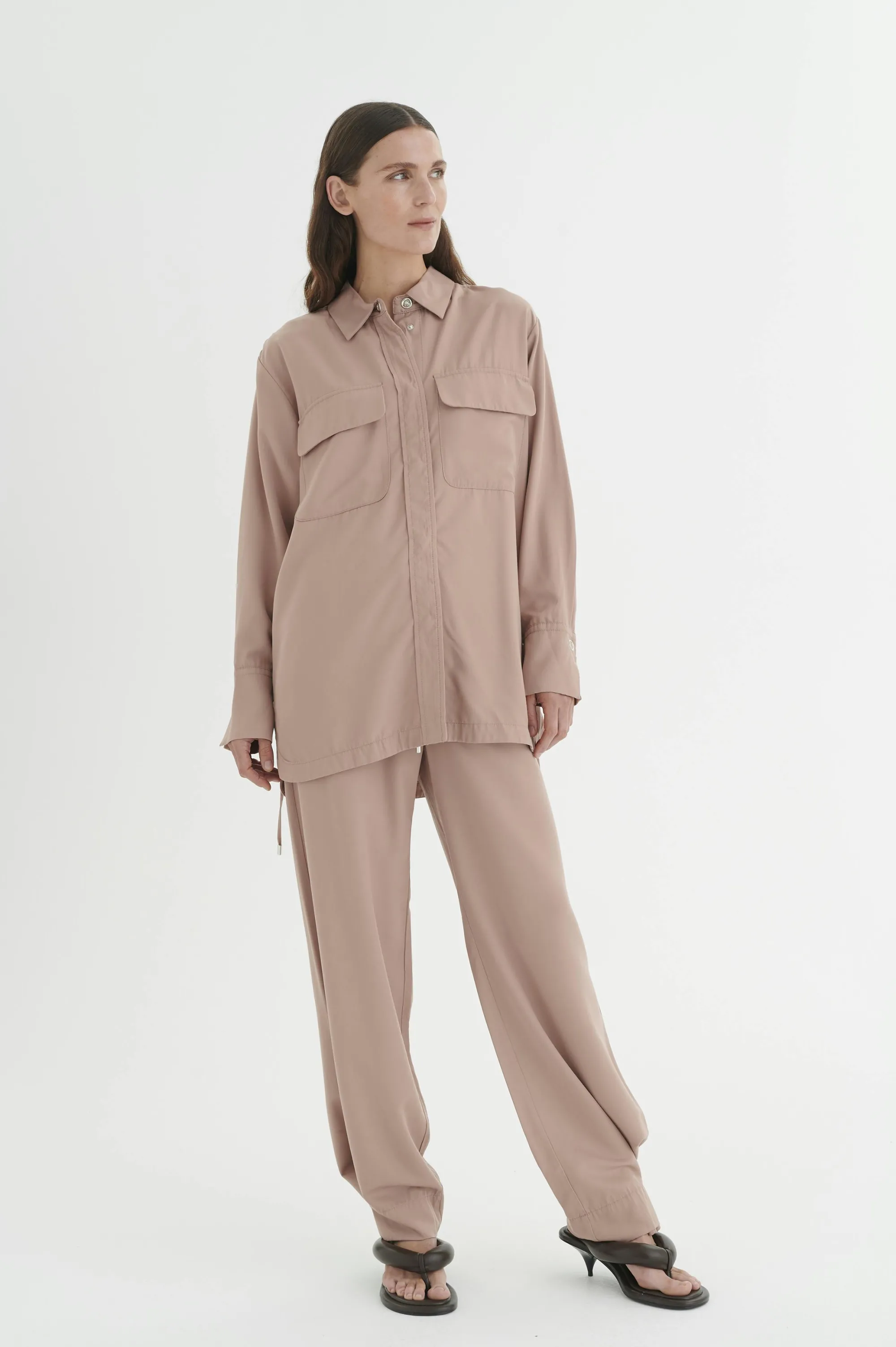 Shop KellieIW Byxor Byxor & Jumpsuits